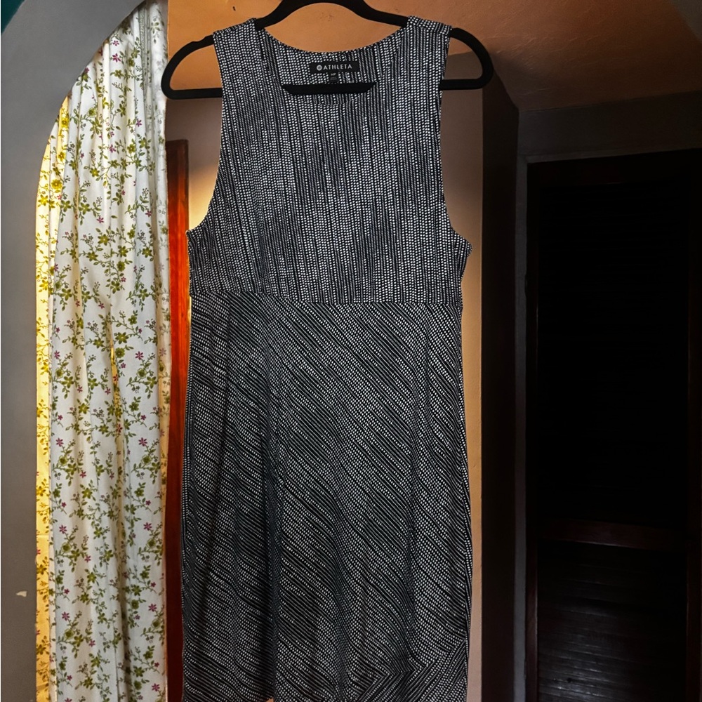 Athleta Black and White Patterned Dress
